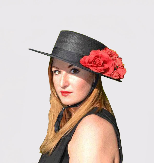 黒いコルドべス帽子 Rocio. 赤いコサ－ジュ