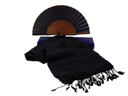 Conjunto abanico pequeño y foulard de seda en negro