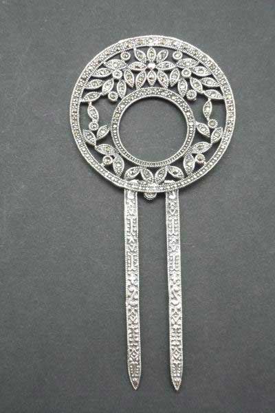 Circle silver and marcasistas comb with leaves