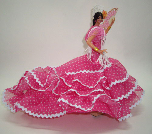 Poupée avec robe de flamenco. Mod. Vejer. 25cm