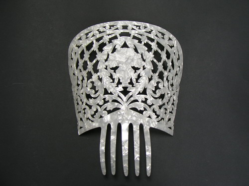 Mother of Pearl Comb - Ref.224 Chiseled