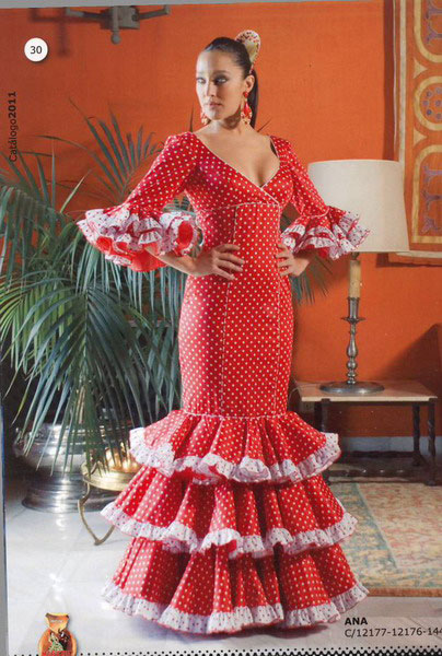 Robes flamenco pour dames. Ana