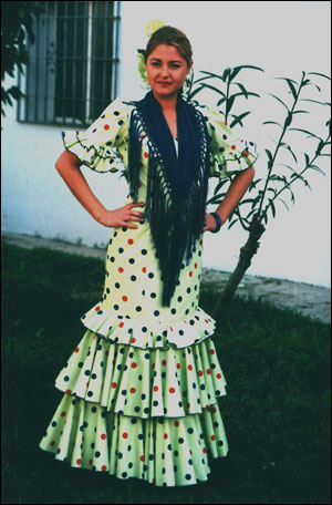 Ladies flamenco outfits: mod. Amor