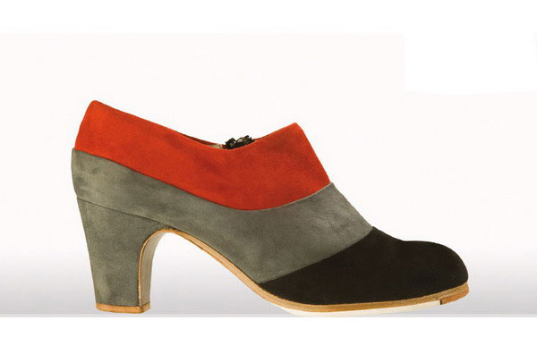 Chaussures de flamenco Begoña Cervera. Tricolores