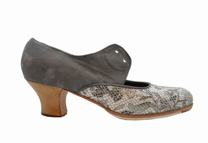 Gallardo flamenco shoes. Yerbabuena C. Z018
