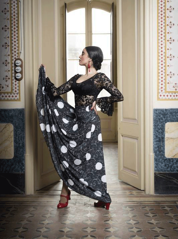 Jupe de Flamenco modèle Ageri Noir à Pois Blancs. Davedans
