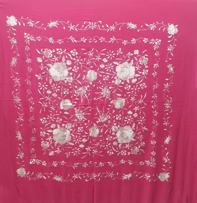 Handmade Embroidered Shawl of Natural Silk. Ref. 1010612NFXBCO