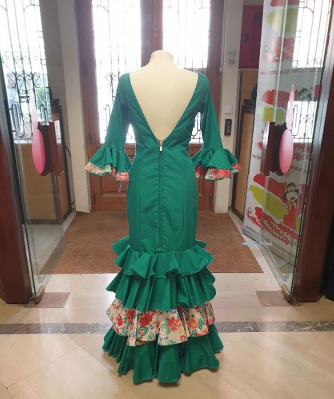 Flamenco Dresses Offer. Mod. Verde Botella. Size 40