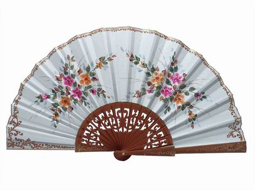 Beige polished pear wood fan. 45x25cm