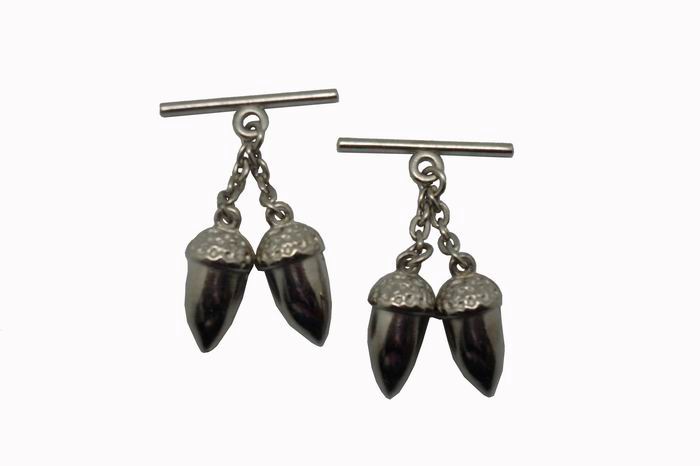 Pair of Silver Acorn Charms for Campero Trousers (Caireles). 2 Units