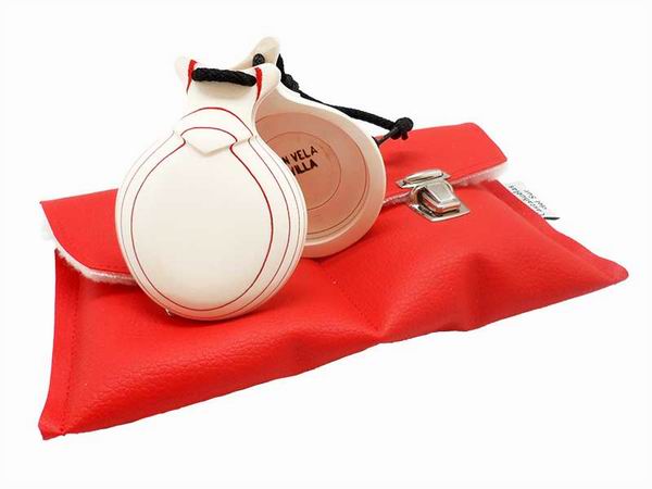 Off White and Dark Red Grained Castanets “Capricho” With Double Soundbox by Castañuelas del Sur