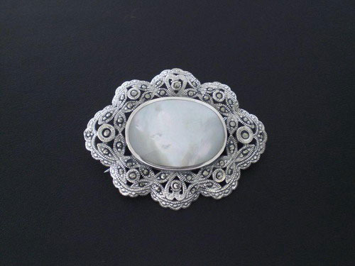 Silver and marcasitas Brooch with mother-of-pearl