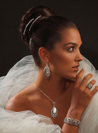 Jewelry for brides