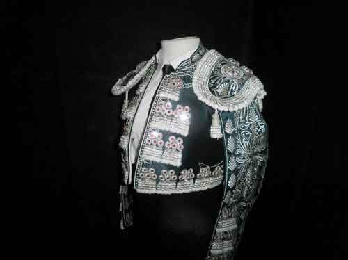 Authentic bullfighter outfit. Green and Silver