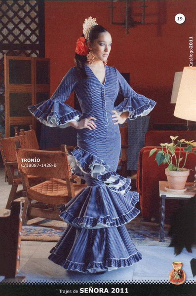Flamenco dress. Tronio