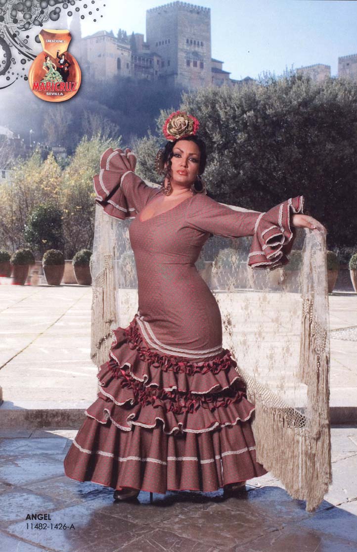 Robes flamenco pour dames. Angel