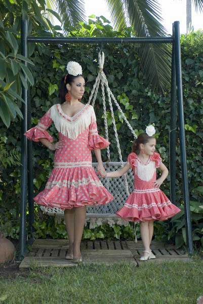 Moda Flamenca para madres e hijas iguales. Mod. Jarro (Niña)