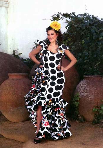 Ladies flamenco outfits: mod. Coplilla