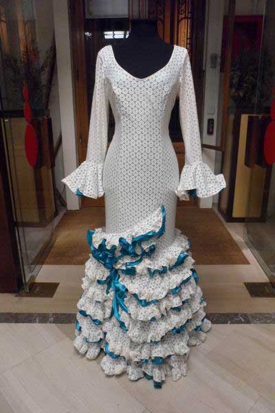 Outlet. Flamenca dress Postigo T.42