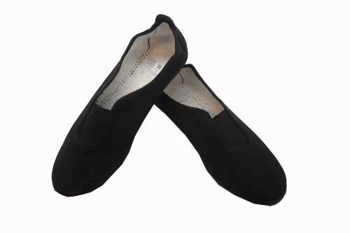 Black unisex gymnastics shoes
