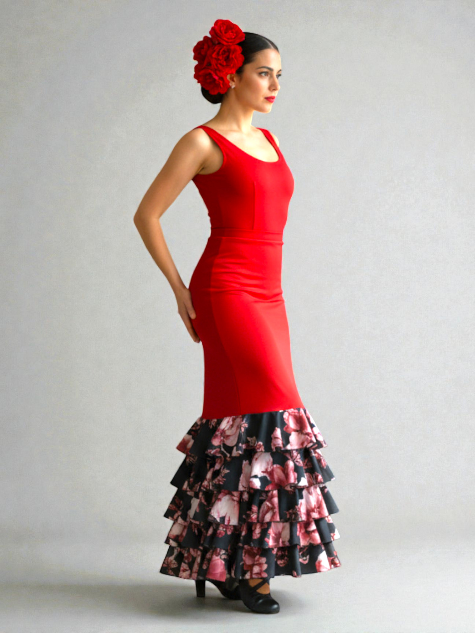 Falda Flamenca Modelo Zagra. Negra y Flores Rojas y Hojas Verdes 