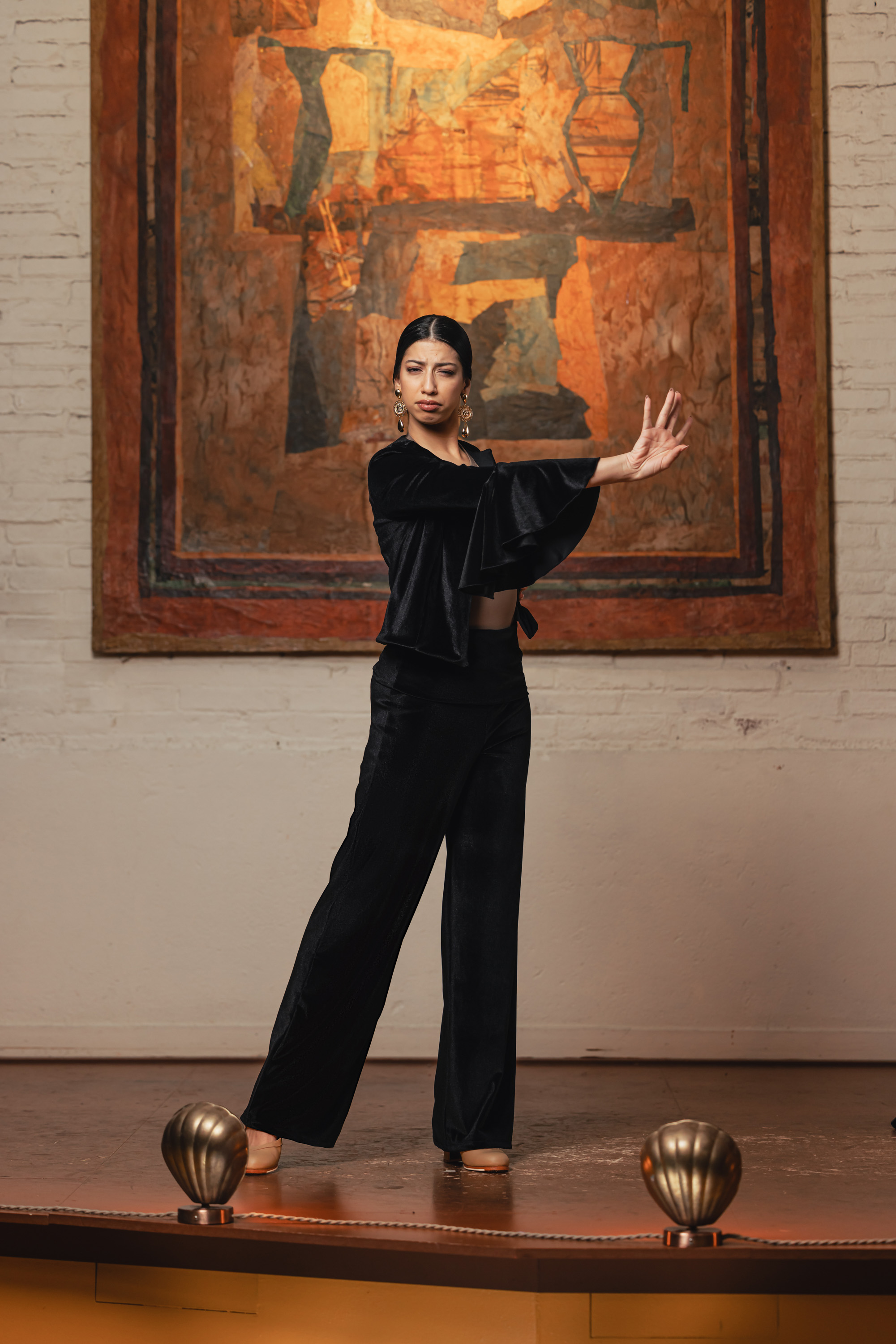 ベルベット製のモロンフラメンコパンツ。ダベダンス