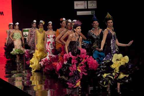 Trajes de Flamenca de Melisa Lozano Desfile Melisa Lozano