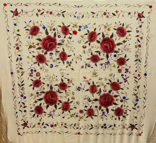 刺繍マントン・マニラ. Ref. 1010874BGCORJ
