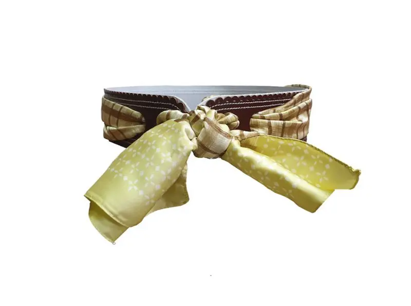 Ceinture pour femme en croûte de cuir avec foulard inclus. Mod.302-7070