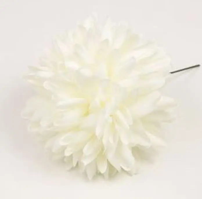 Flamenco Mum flower. White.12cm