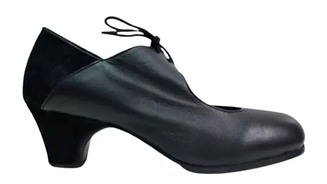 Semi-professional Flamenco Shoe in Leather and Suede. Mod. Arte