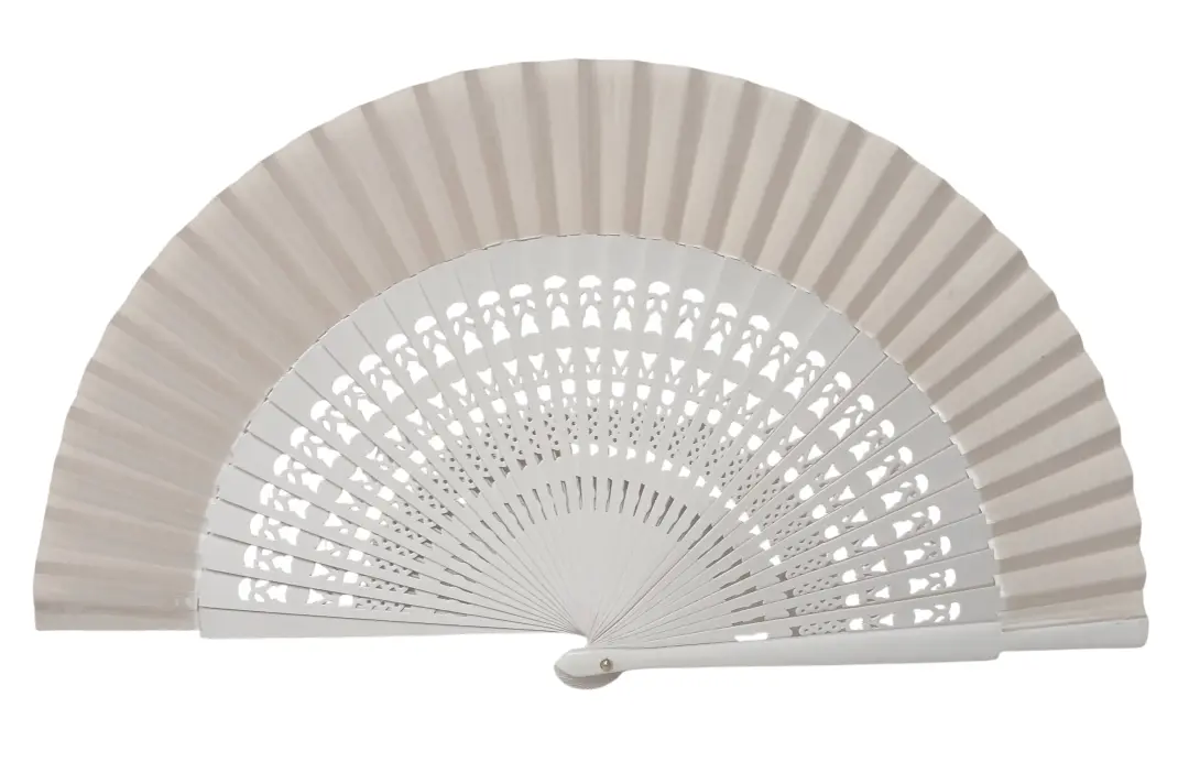 アバニコ透かし彫り　子供用　ホワイト. 42 cm X 23 cm