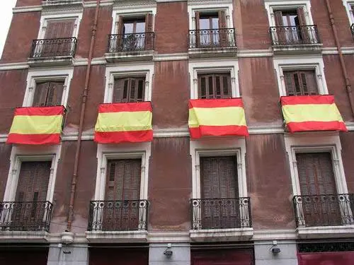 Drapeau d’Espagne par mètres (80 cm. de large)