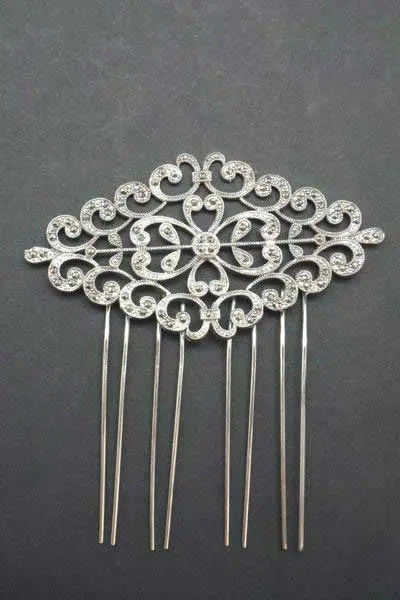 Silver and marcasistas rhombus comb
