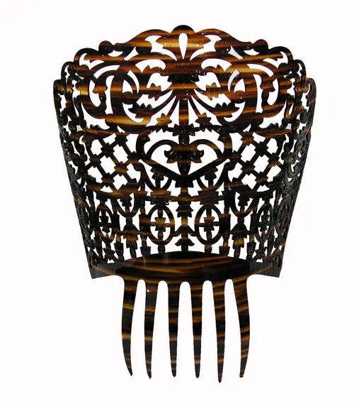 Ornamental Comb ref. 662