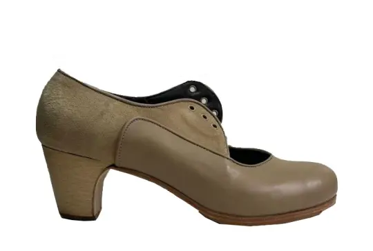 ガジャルド フラメンコシューズ ベージュ スエード ガジャルド