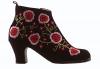 Chaussures de flamenco Begoña Cervera. Bottines noires avec broderies